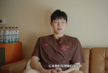 杨瀚森谈新秀赛季三大关键词：头疼、适应、漫长